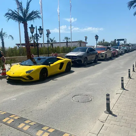 Mamaia 1 アパート